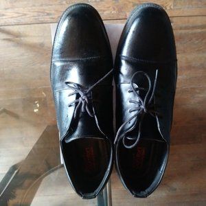 Dexter Comfort Shoes